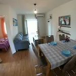Apartamento Zekic Family With Large Garden & Private Parking Quiet Area