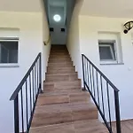 Zekic Family With Large Garden & Private Parking Quiet Area * Lopar