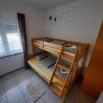 Zekic Family With Large Garden & Private Parking Quiet Area Apartament Lopar