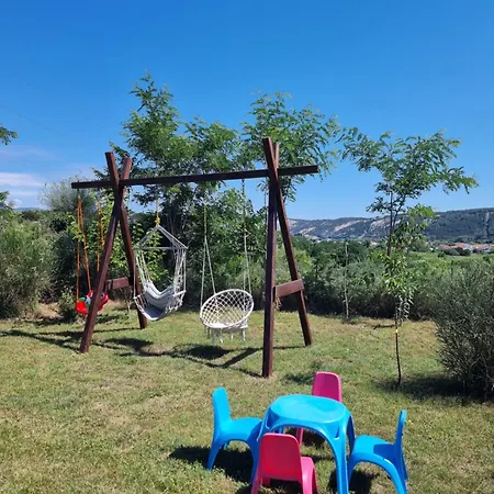 Lägenhet Zekic Family With Large Garden & Private Parking Quiet Area Lopar