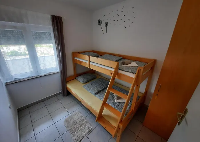 Zekic Apartment Lopar